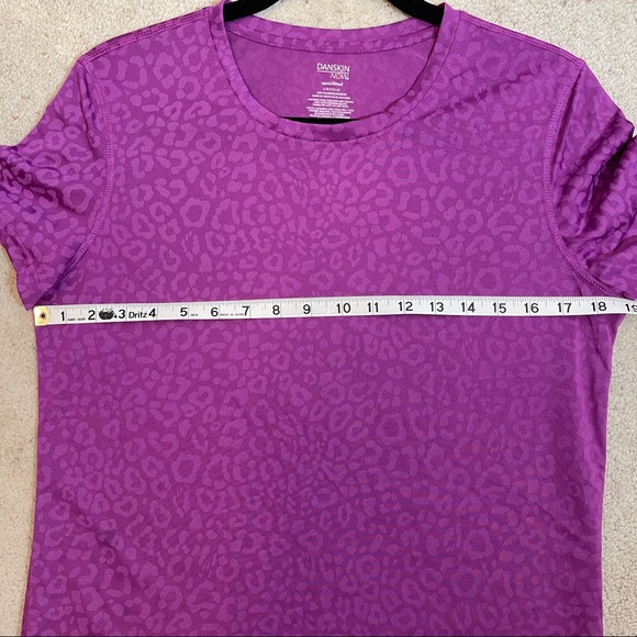 ☃️3 for $23 ☃️ Danskin Now Semi-Fitted S/S Crew Neck Workout T - Picture 7 of 8